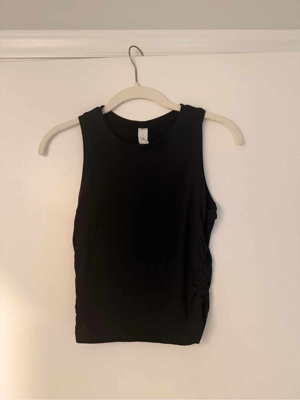 Lululemon Women’s License to Train Tight-Fit Tank Side Ruching Black Size 6